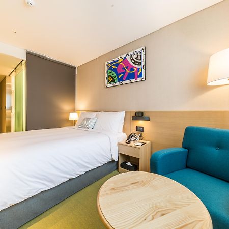 Howard Johnson By Wyndham Incheon Airport Εξωτερικό φωτογραφία